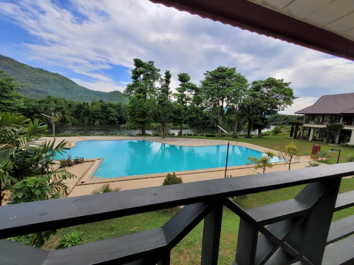 Aekpailin River Kwai Resort Kancsanaburi Kültér fotó