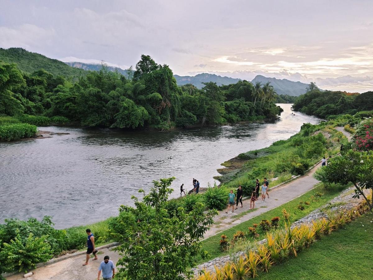 Aekpailin River Kwai Resort Kancsanaburi Kültér fotó